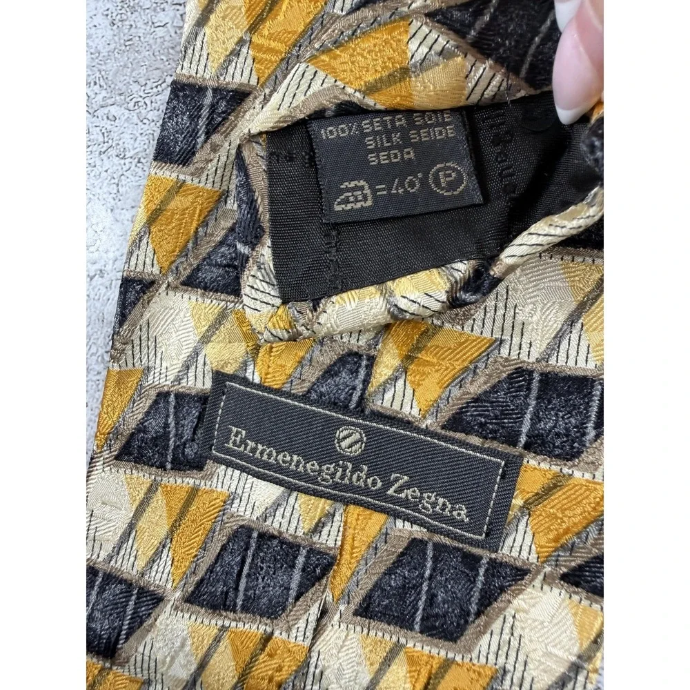 Ermenegildo Zegna 100% Silk Tie Mens One Size Gold Geometric Jacquard Necktie